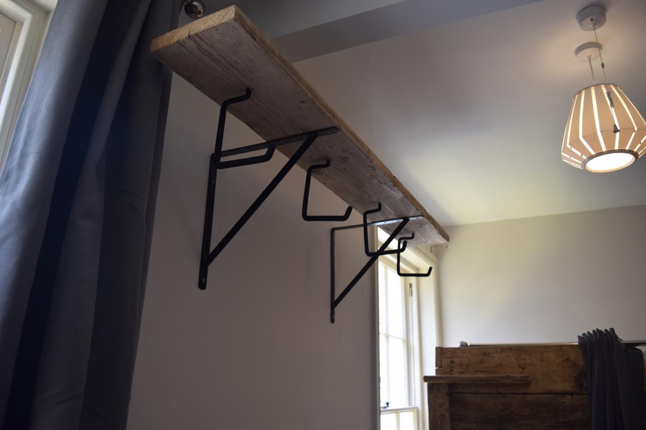 Ty Glyndwr Bunkhouse, Bar And Cafe *